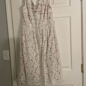 White Lace Sleeveless Dress